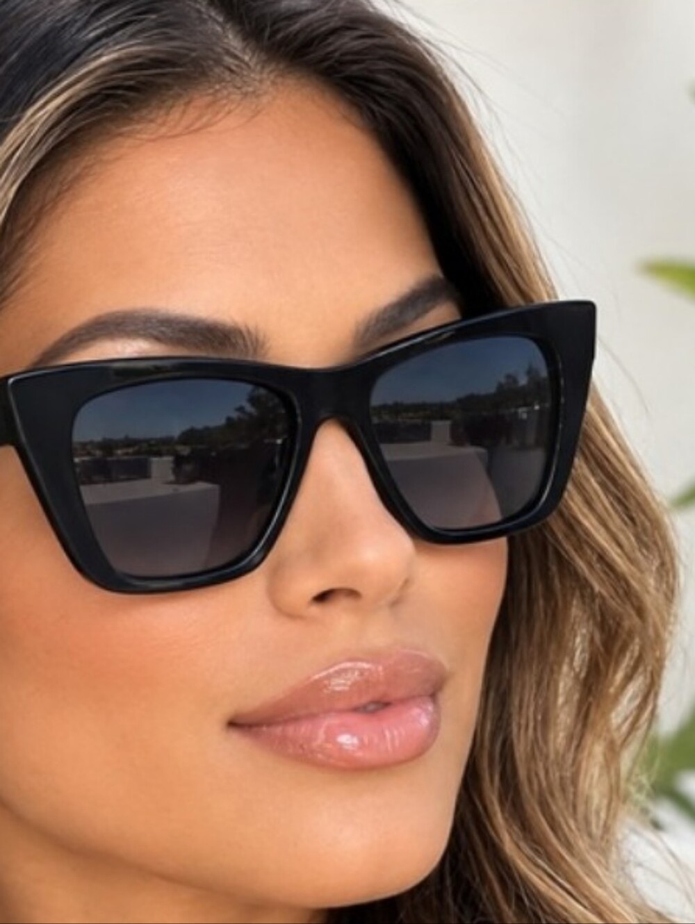 Kurt Geiger-52MM " Cat Eye" Sunglasses (Black 🖤)
